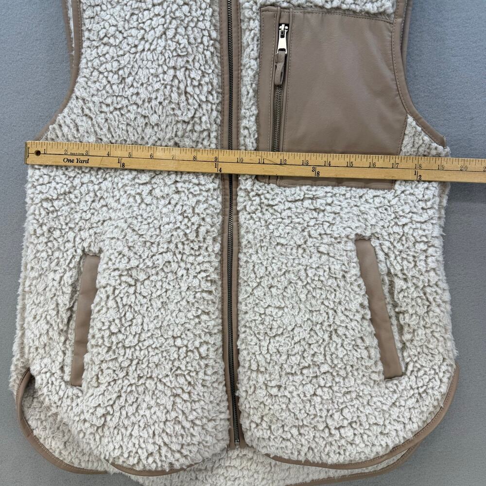 Abercrombie & Fitch Sherpa Vest Women's M Soft A&F Collection Tan Beige Cozy NWT - Picture 11 of 12